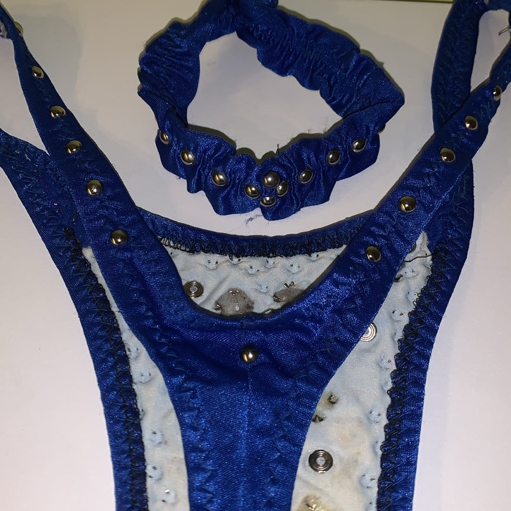 Custom made bikini bottom w/garter - Picture 2 of 8